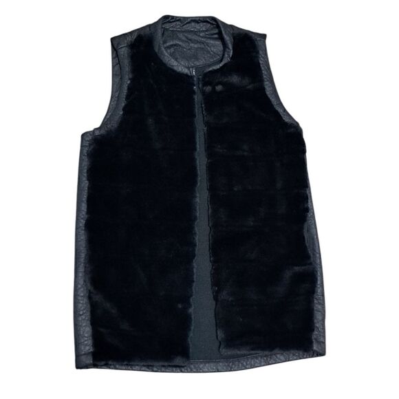 Capote Women Lagenlook Open Front Faux Fur Faux Leather Vest Jacket Small Black - Picture 1 of 15
